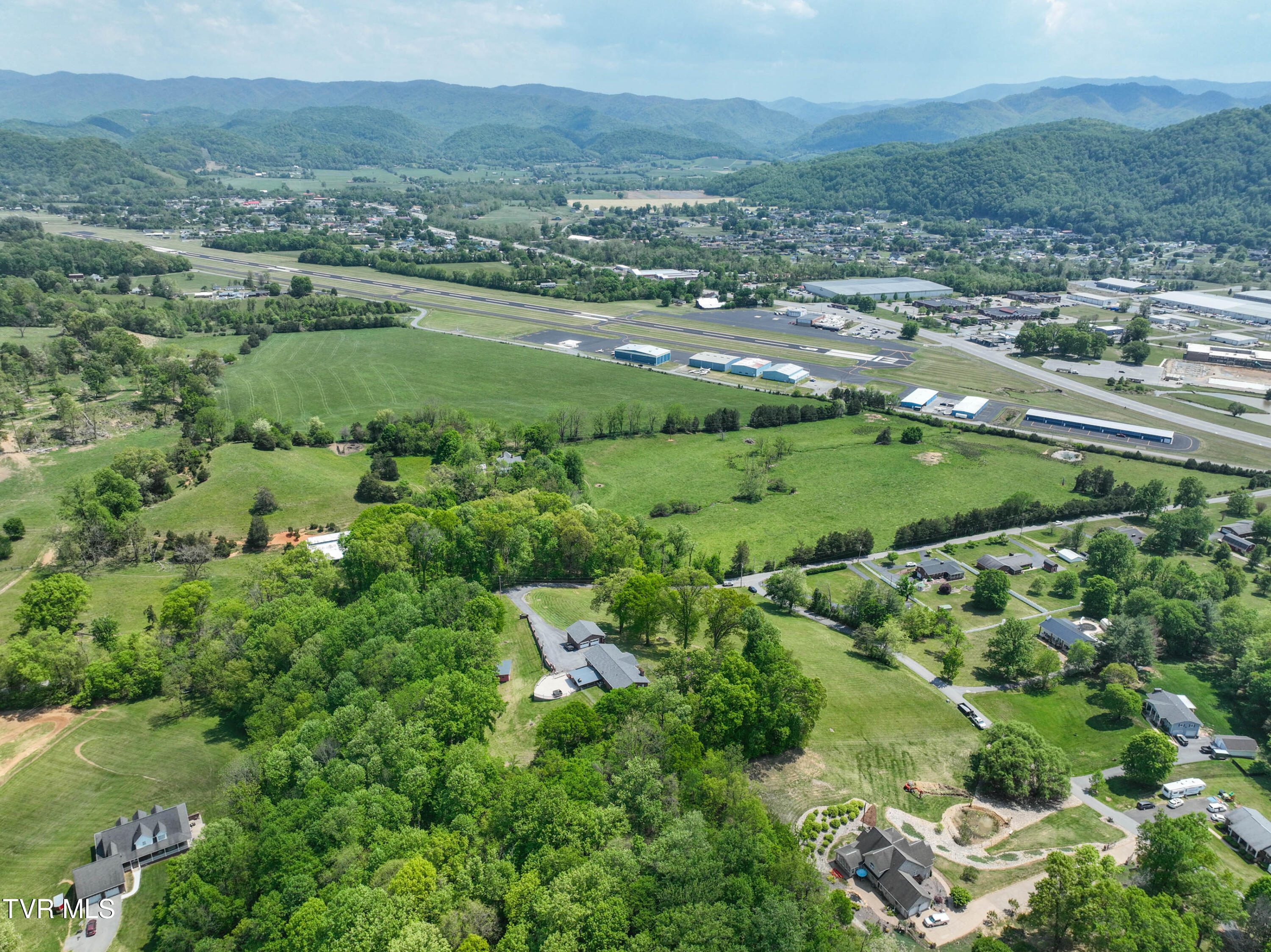 161 Judge Ben Allen Road Elizabethton, TN 37643 - Photo 84 of 88 161 Judge Ben Allen Rd Drone CLEMSON-5