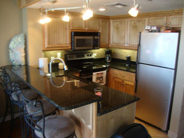 497 Plantation Road, Unit 1350 Gulf Shores, AL 36542 - Photo 2 of 12 Remodeled Kitchen