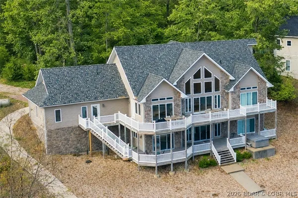 $1,350,000 | 575 Graceland Point, Climax Springs, MO 65324