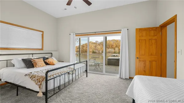 $1,350,000 | 575 Graceland Point, Climax Springs, MO 65324