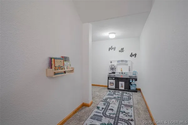 $1,350,000 | 575 Graceland Point, Climax Springs, MO 65324