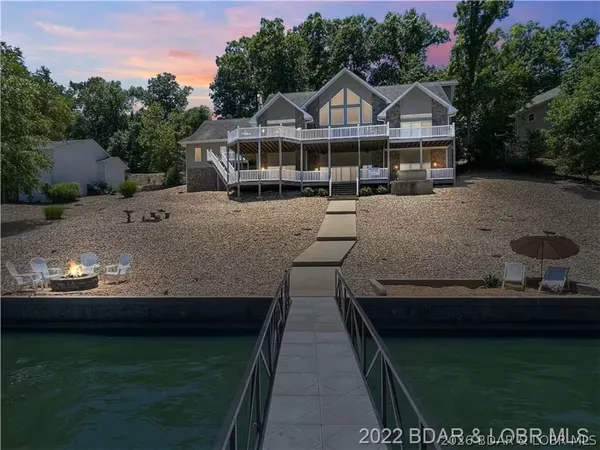 $1,350,000 | 575 Graceland Point, Climax Springs, MO 65324