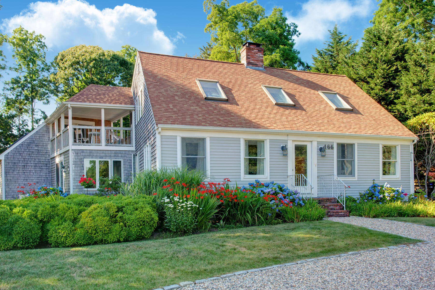166 Wings Neck Road Pocasset, MA 02559 - Photo 5 of 53 s010_166WingsNeck_07092022_1