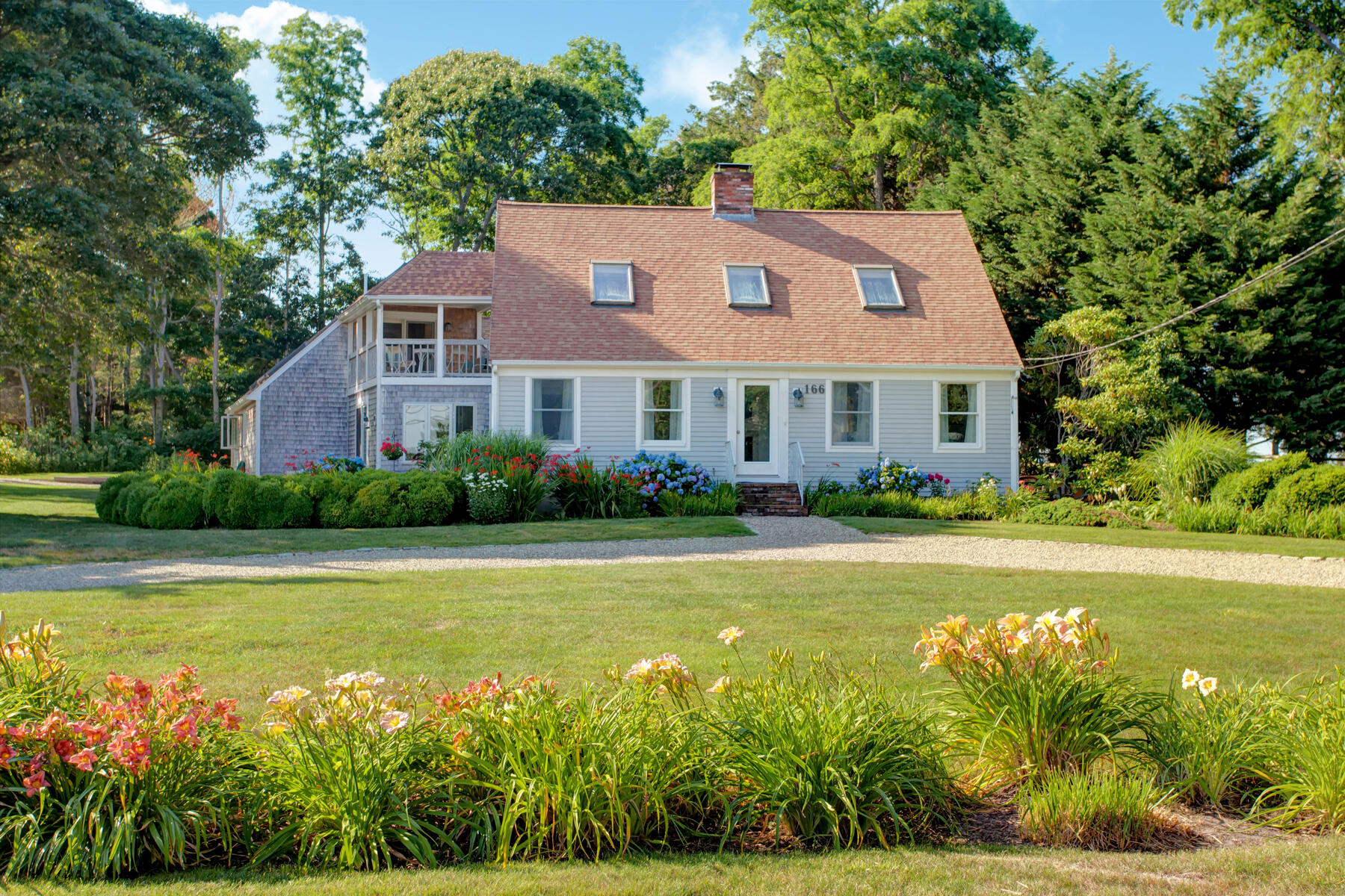 166 Wings Neck Road Pocasset, MA 02559 - Photo 6 of 53 s002_166WingsNeck_07092022_1