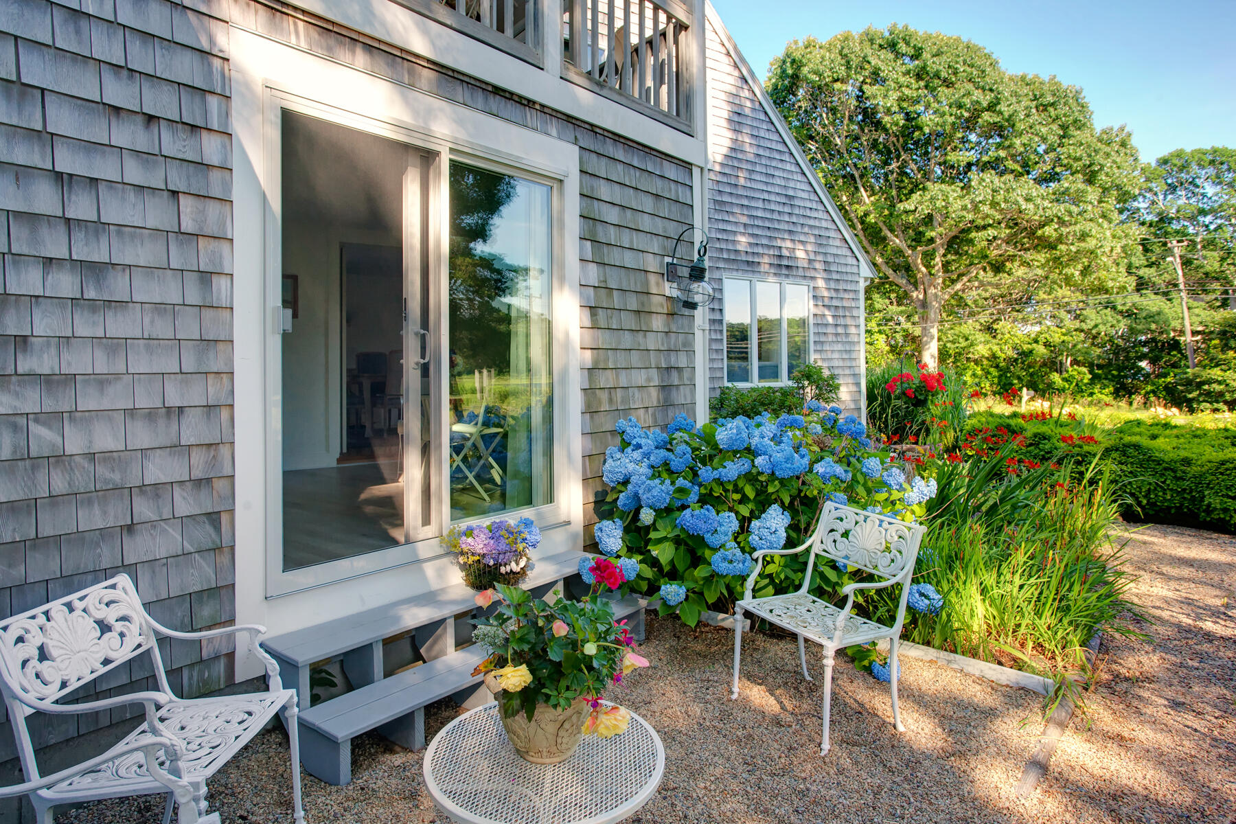 166 Wings Neck Road Pocasset, MA 02559 - Photo 8 of 53 007_166WingsNeck_07092022