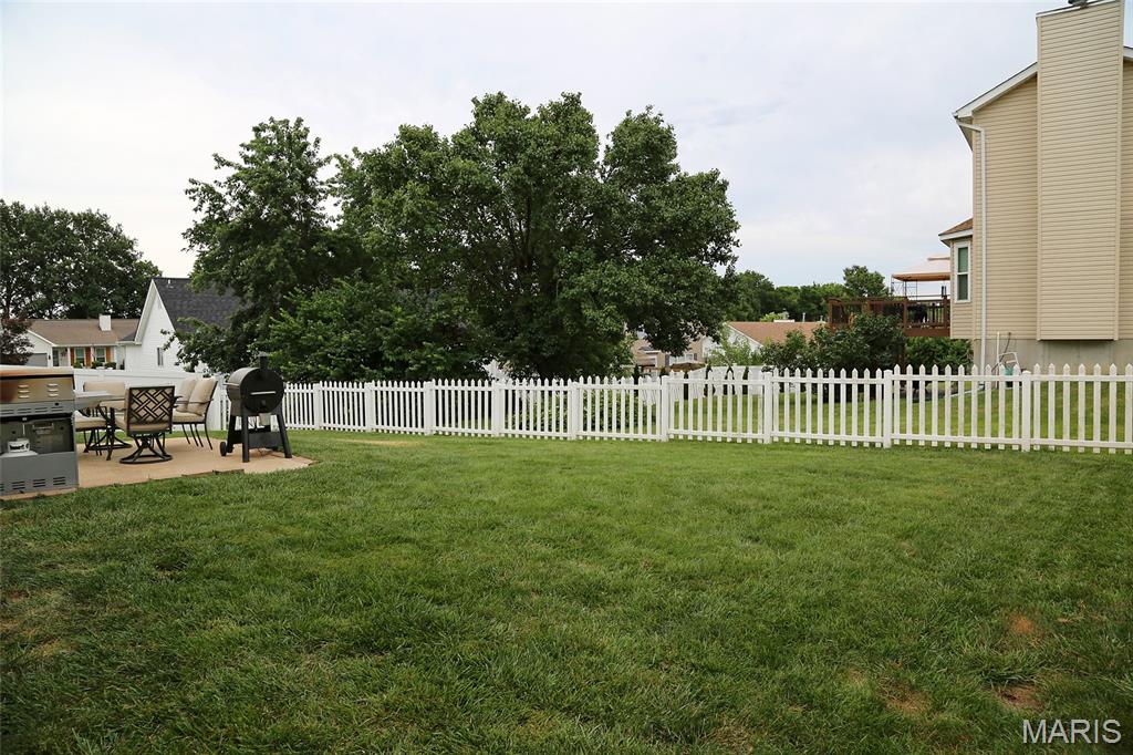 4 Tomahawk Court O'Fallon, MO 63366 - Photo 3 of 4