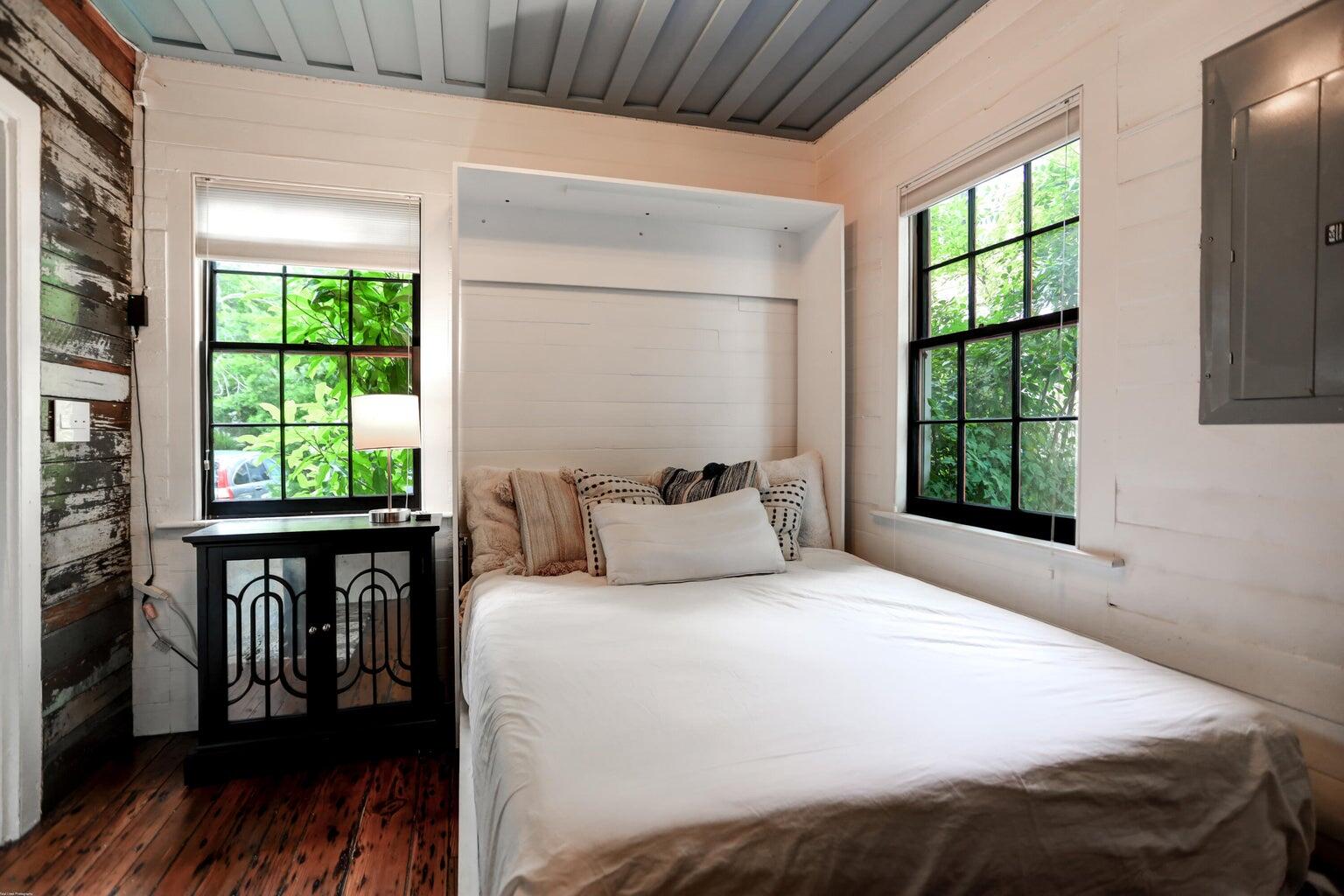 266 Ashley Avenue Charleston, SC 29403 - Photo 7 of 7 20230107161853458923000000-o