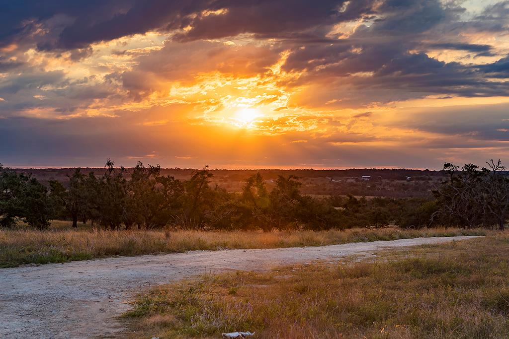 4551 Reeh Road Fredericksburg, TX 78624 - Photo 42 of 69 Gallery Image 42