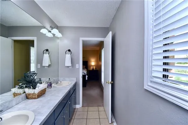 $285,000 | 8633 Ridgemont Drive, Pineville, LA 71360
