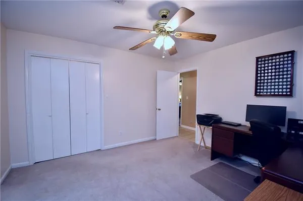 $285,000 | 8633 Ridgemont Drive, Pineville, LA 71360