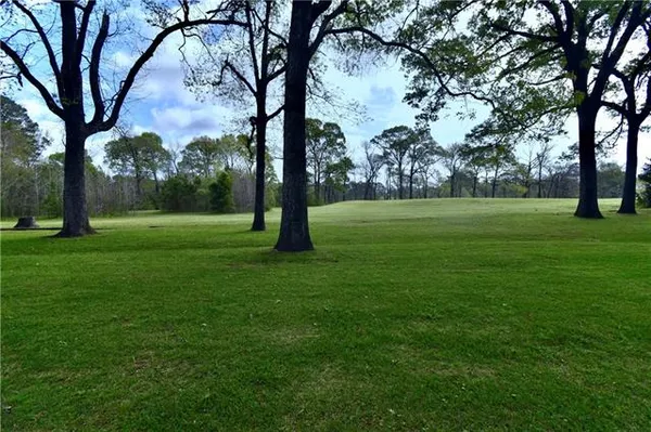 $285,000 | 8633 Ridgemont Drive, Pineville, LA 71360
