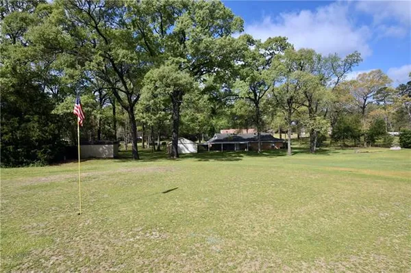 $285,000 | 8633 Ridgemont Drive, Pineville, LA 71360