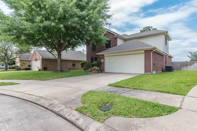 a view of outdoor space yard and garage