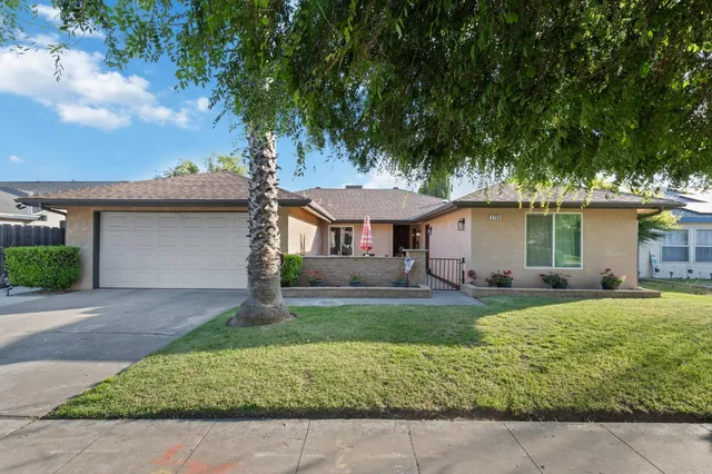 $459,900 | 2724 Monocott Drive, Madera, CA 93637