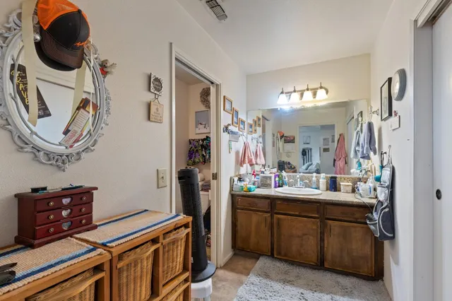 $459,900 | 2724 Monocott Drive, Madera, CA 93637