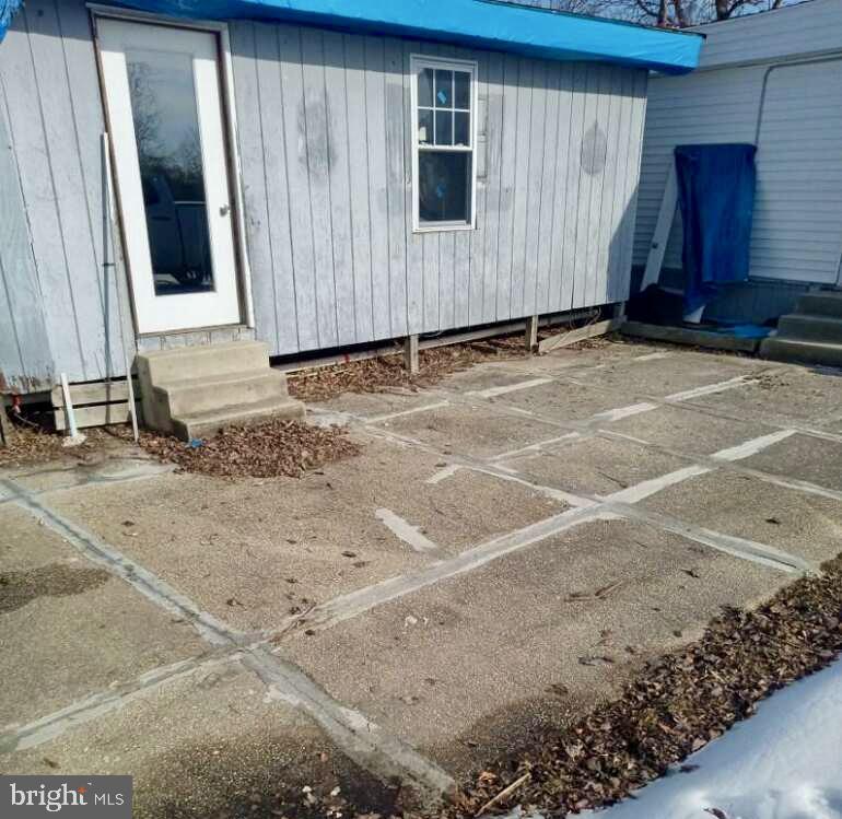 204 Bridgeton Avenue Fortescue, NJ 08321 - Photo 15 of 17 a view of a house with backyard