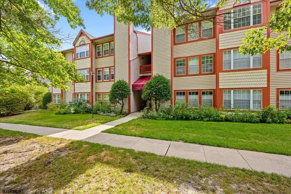 $279,900 | 77 Trotters Lane, Unit 503, Galloway Township, NJ 08205