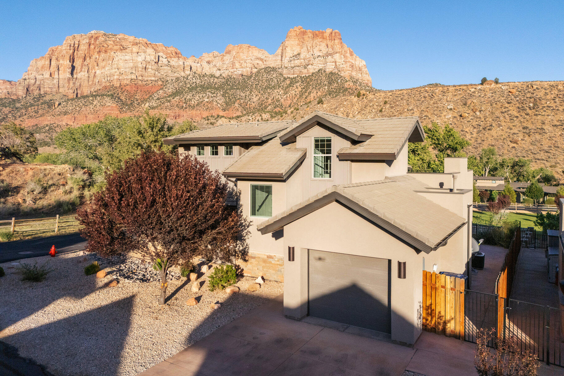 101 Chuckwalla Lane Springdale, UT 84767 - Photo 2 of 51 002_73-h-73_665