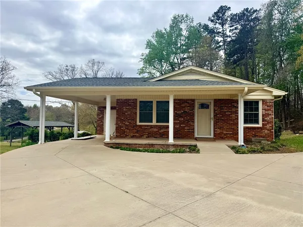 $225,000 | 312 Northwood Drive, Walhalla, SC 29691