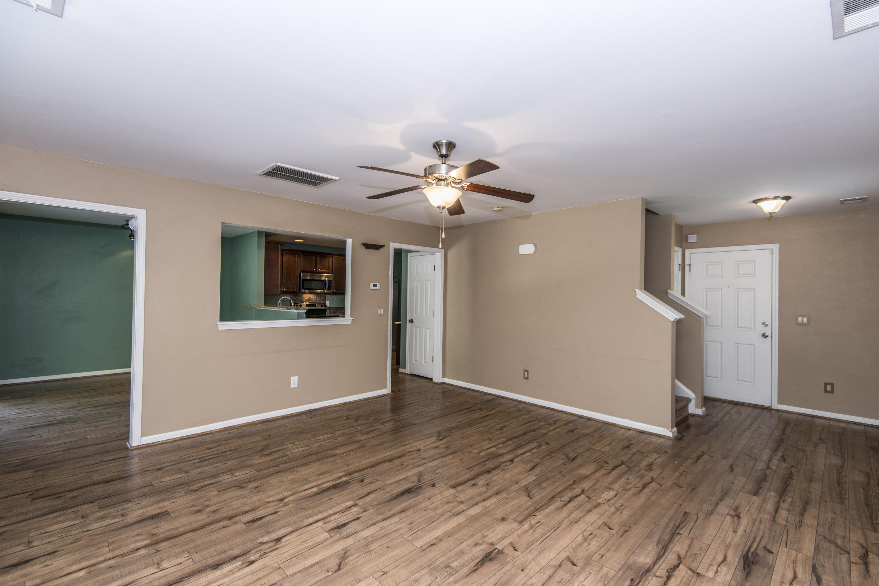 228 Island Green Road Goose Creek, SC 29445 - Photo 4 of 37 _DSC1434