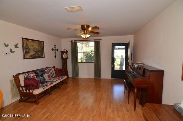 6324 Anvil Road Jacksonville, FL 32277 - Photo 4 of 34 DSC_3013