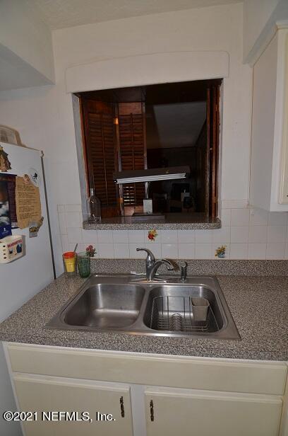 6324 Anvil Road Jacksonville, FL 32277 - Photo 10 of 34 DSC_3023