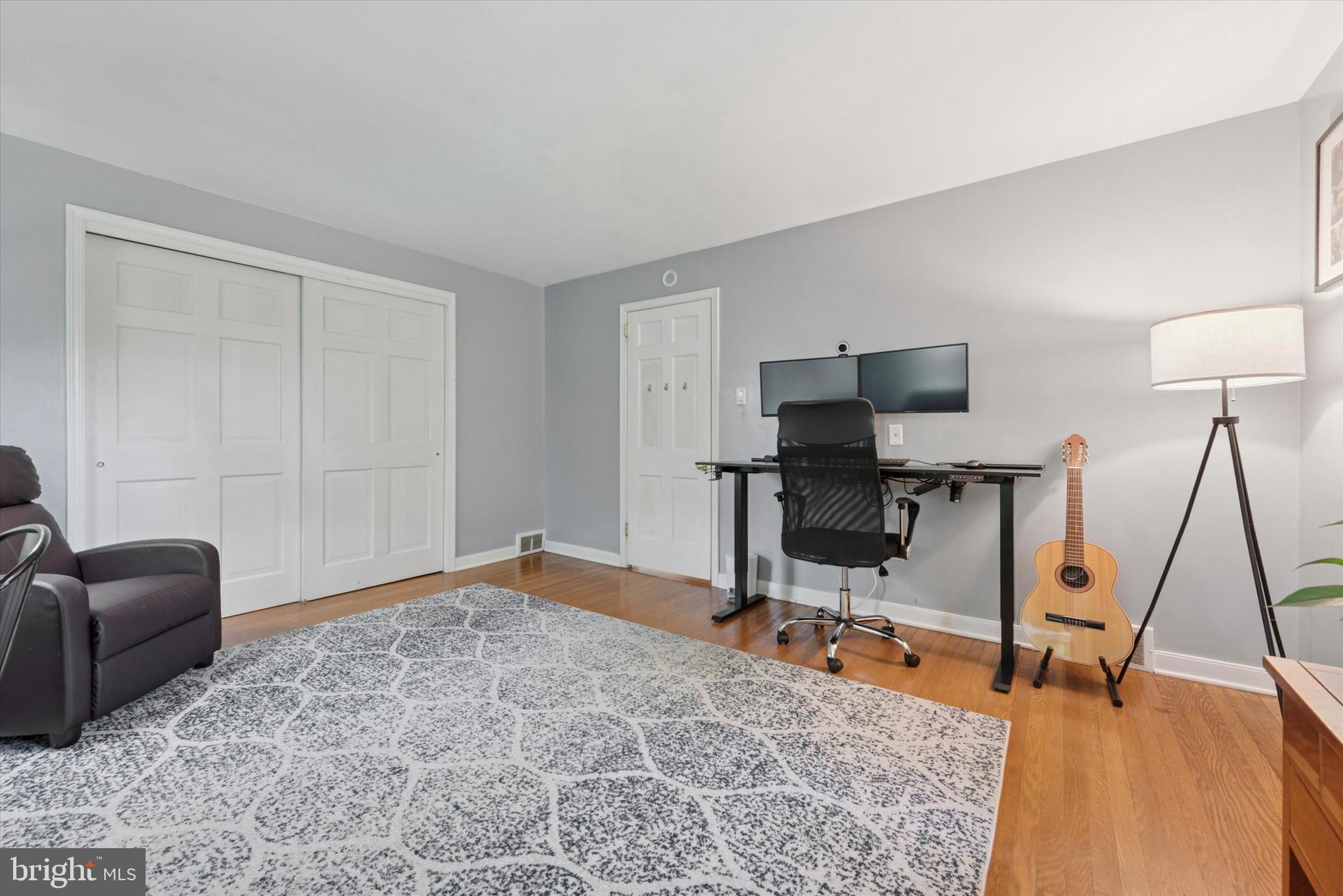 103 Deepdale Road Wayne, PA 19087 - Photo 18 of 41 a room with furniture and a flat screen tv