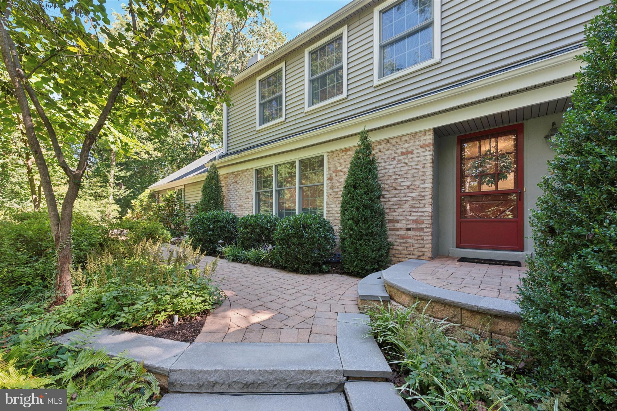103 Deepdale Road Wayne, PA 19087 - Photo 4 of 41 front view of a house