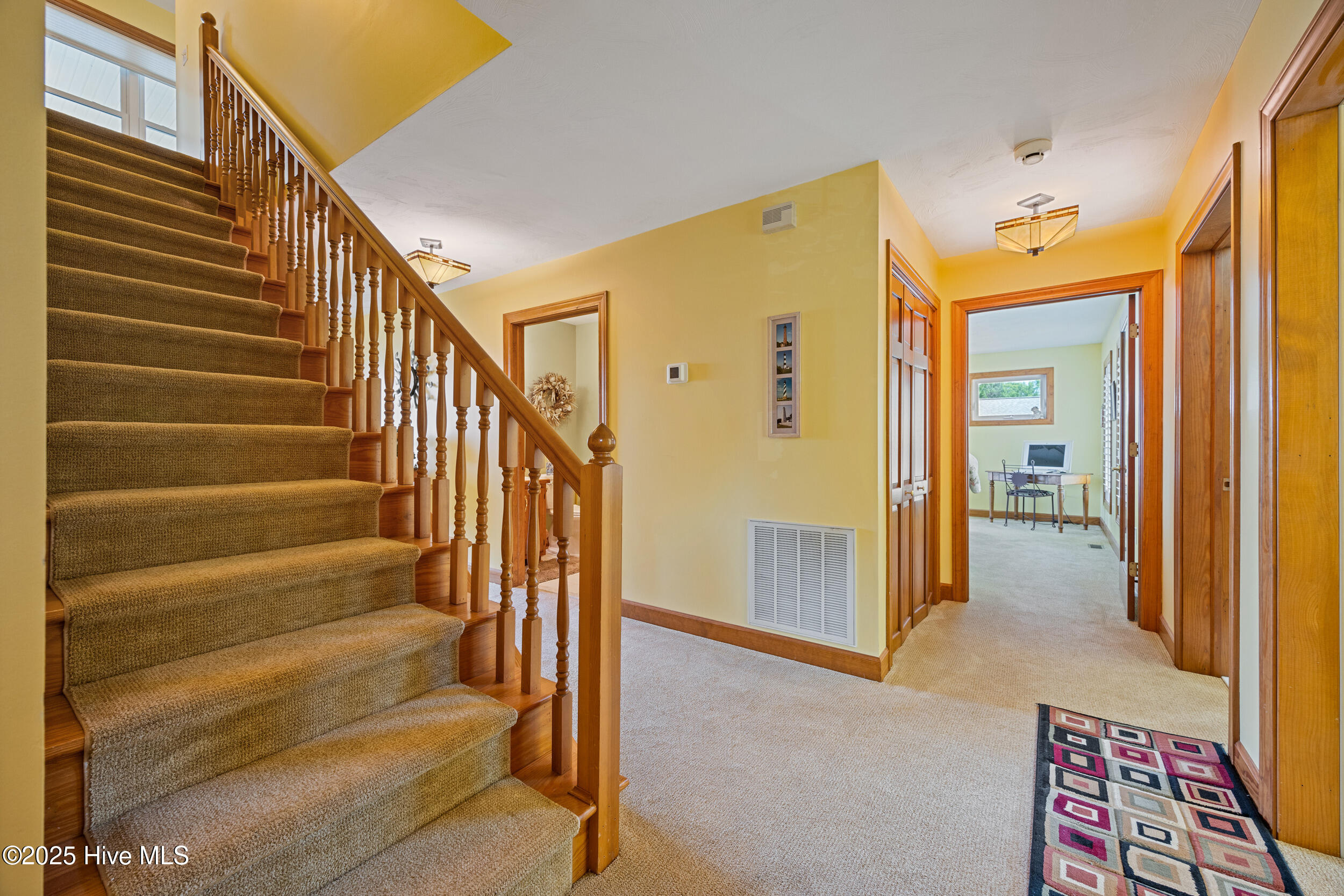 953 Old Ferry Road Edenton, NC 27932 - Photo 24 of 53 Main level Hallway