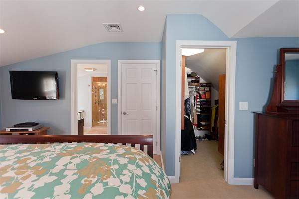 231 Ridge Street Arlington, MA 02474 - Photo 13 of 22 Gallery Image 13