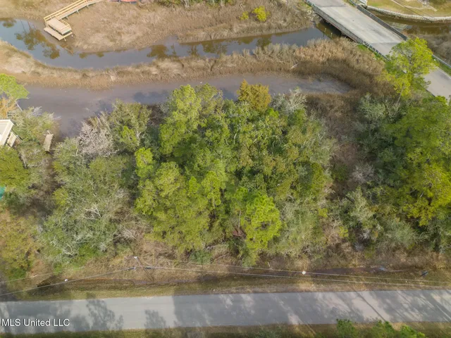 $45,000 | Canal St Pass, Pass Christian, MS 39571