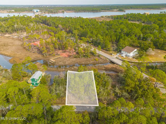 $45,000 | Canal St Pass, Pass Christian, MS 39571