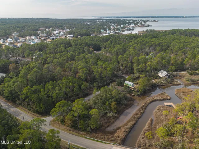 $45,000 | Canal St Pass, Pass Christian, MS 39571