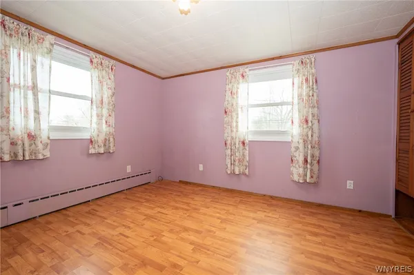 $300,000 | 2125 Lakeview Road, Hamburg, NY 14085