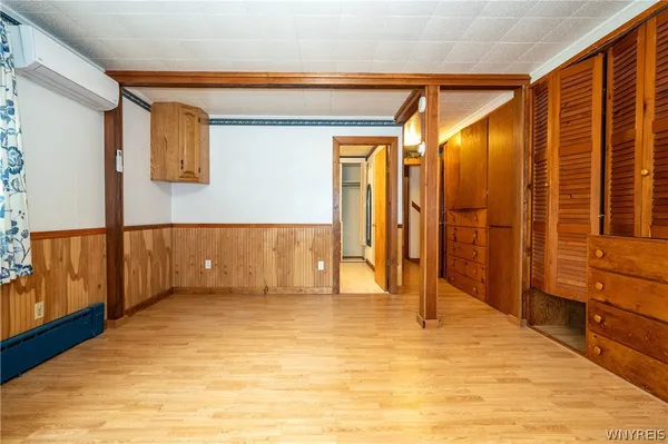 $300,000 | 2125 Lakeview Road, Hamburg, NY 14085