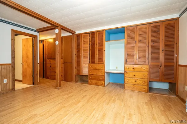 $300,000 | 2125 Lakeview Road, Hamburg, NY 14085