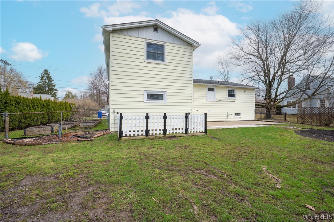 2125 Lakeview Road Hamburg, NY 14085 - Photo 4 of 40