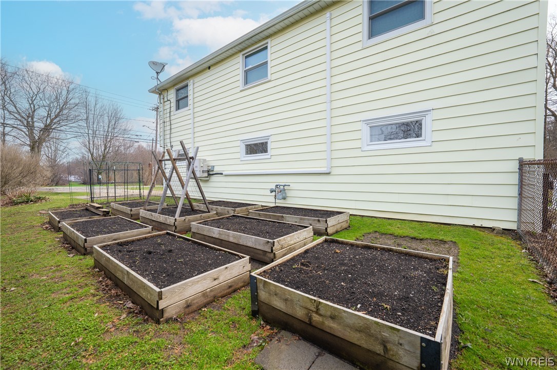 2125 Lakeview Road Hamburg, NY 14085 - Photo 5 of 40