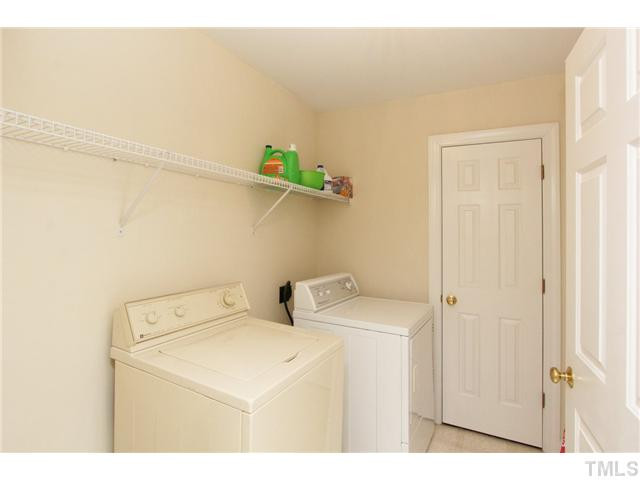 3101 Pyxis Court Raleigh, NC 27614 - Photo 22 of 25 Laundry Room