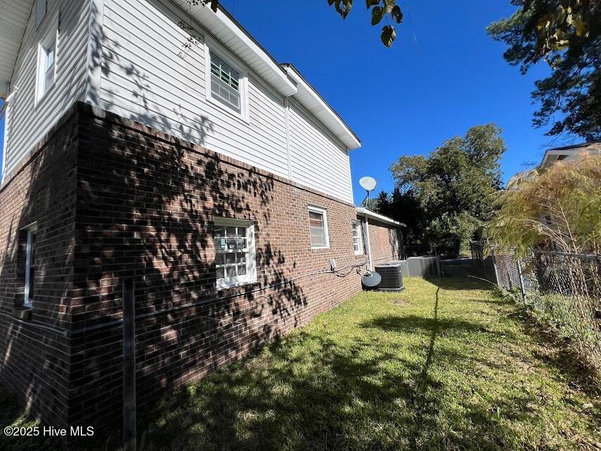 305 Montgomery Avenue Wilmington, NC 28405 - Photo 11 of 26 IMG_8543