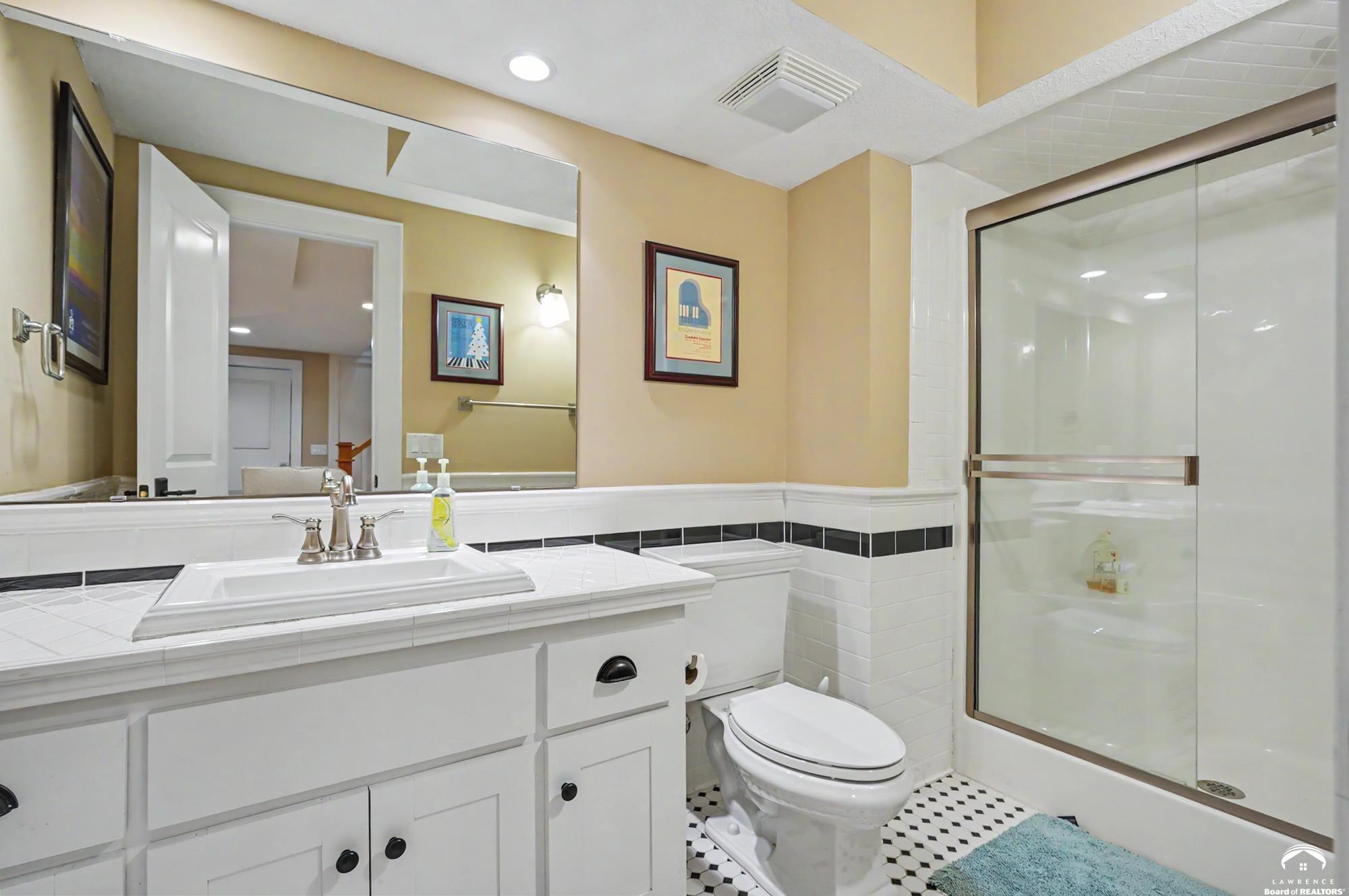 1006 Avalon Road Lawrence, KS 66044 - Photo 44 of 57 Gallery Image 44