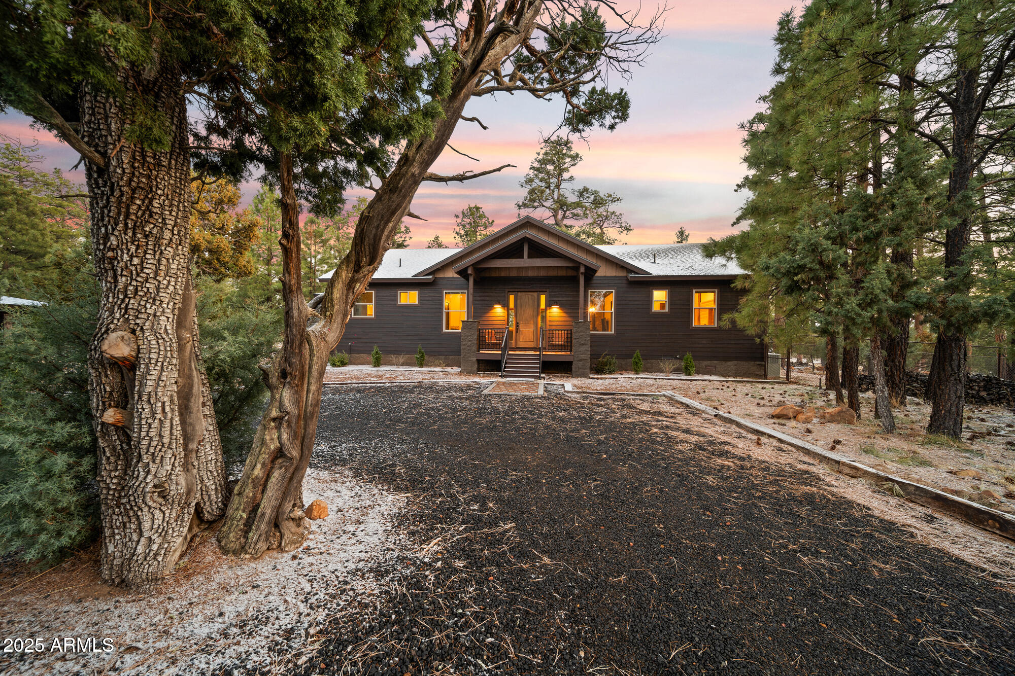 2702 Majestic Elk Road Overgaard, AZ 85933 - Photo 23 of 89 Front-Twilight