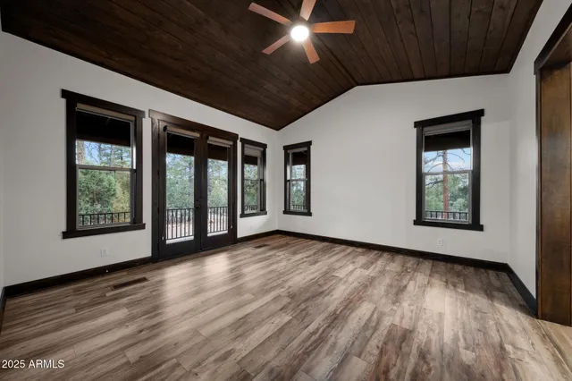 $865,000 | 2702 Majestic Elk Road, Overgaard, AZ 85933