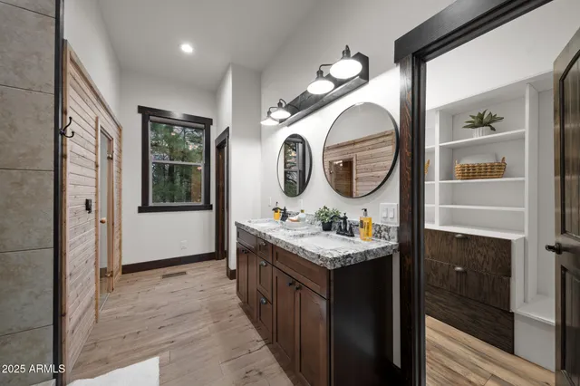 $865,000 | 2702 Majestic Elk Road, Overgaard, AZ 85933