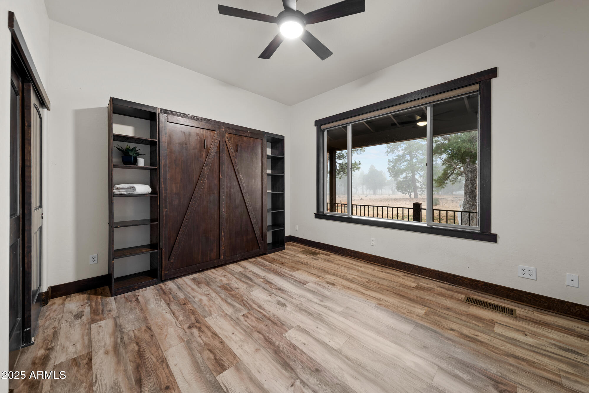 2702 Majestic Elk Road Overgaard, AZ 85933 - Photo 55 of 89 Main Home Guest Bedroom