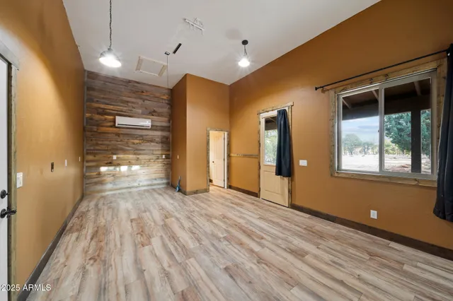 $865,000 | 2702 Majestic Elk Road, Overgaard, AZ 85933