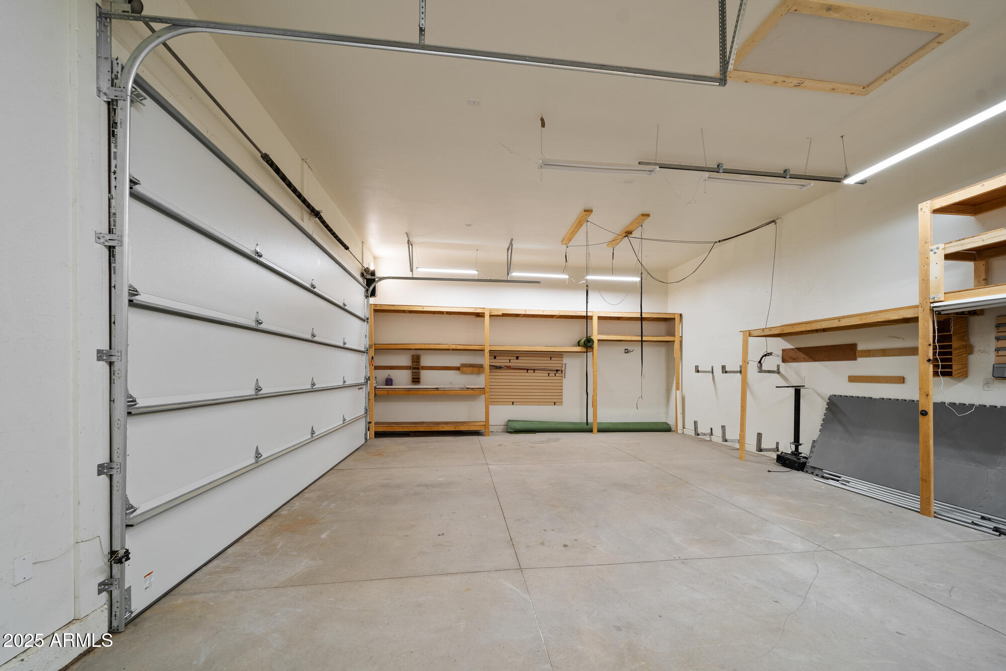 2702 Majestic Elk Road Overgaard, AZ 85933 - Photo 74 of 89 Oversized Garage