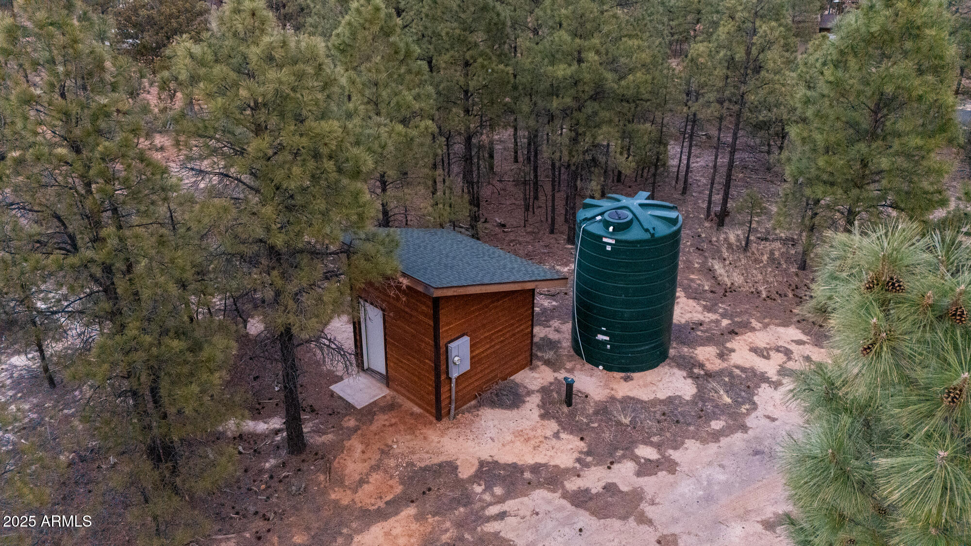 2702 Majestic Elk Road Overgaard, AZ 85933 - Photo 75 of 89 Water Well House/Tank
