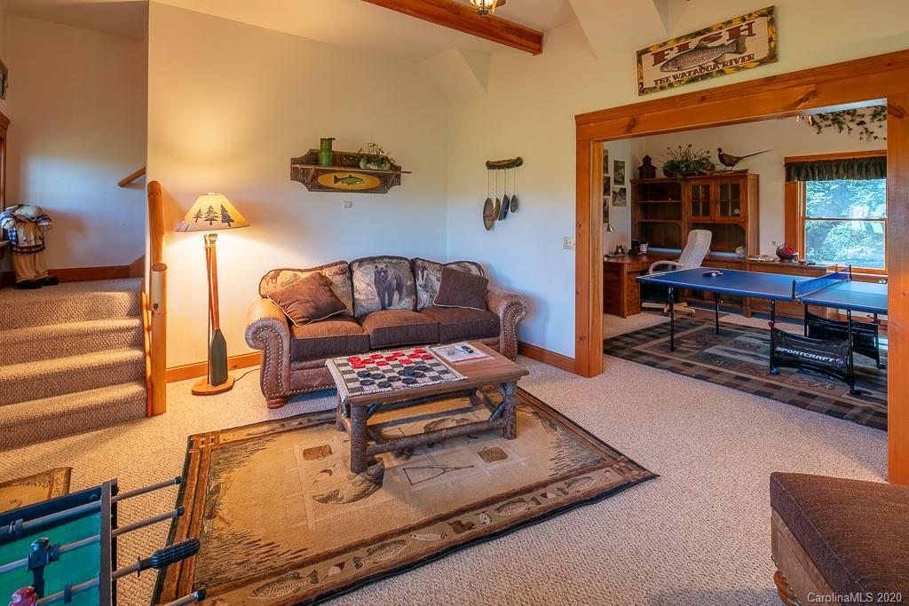 127 Ospreys View Road Boone, NC 28607 - Photo 22 of 47 Gallery Image 22