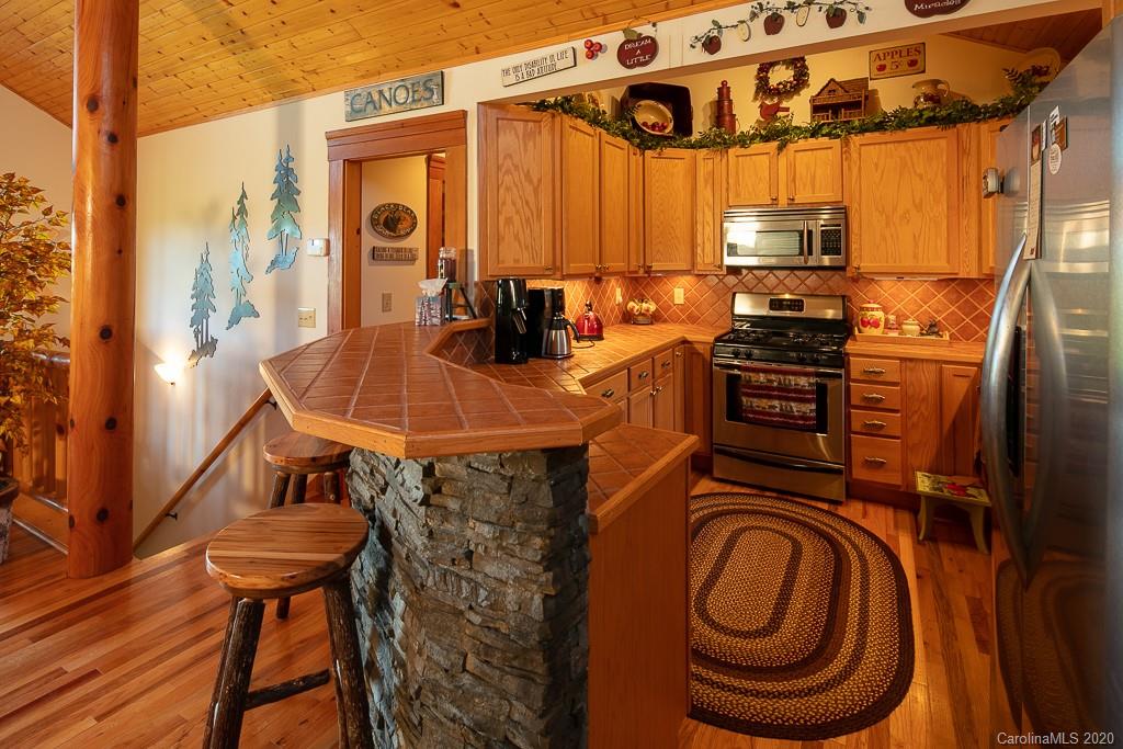 127 Ospreys View Road Boone, NC 28607 - Photo 9 of 47 Gallery Image 9